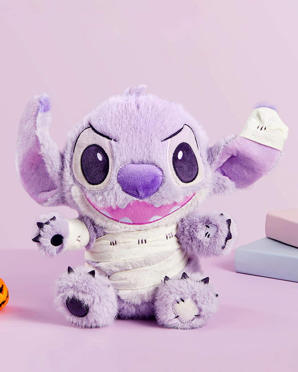 MINISO Disney Stitch Halloween Plush, juguete de peluche de momia d...