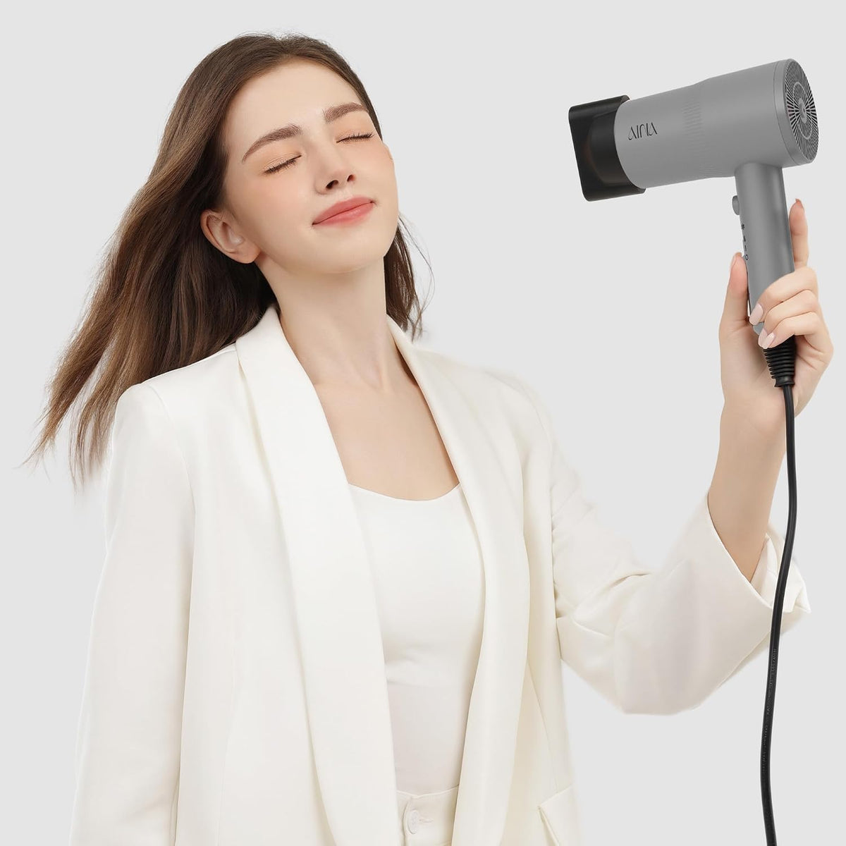 Secador de pelo con difusor AINA Secador de pelo con todas las func...