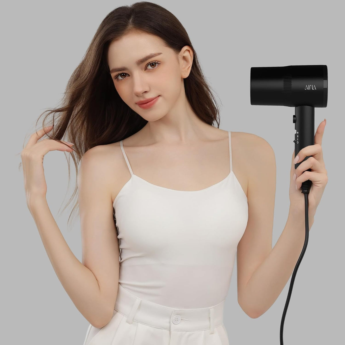 Secador de pelo con difusor AINA Secador de pelo con todas las func...