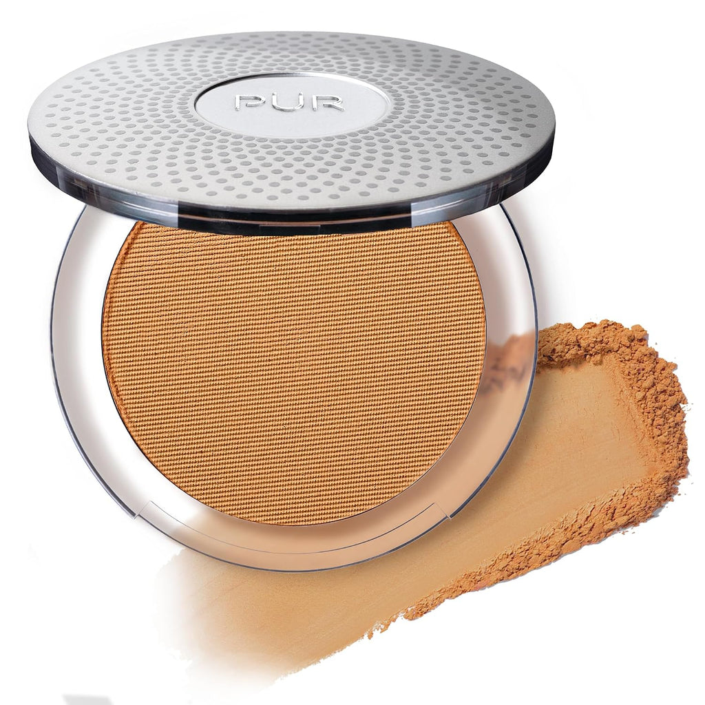Base de maquillaje mineral prensada 4 en 1 PÜR con SPF 15
