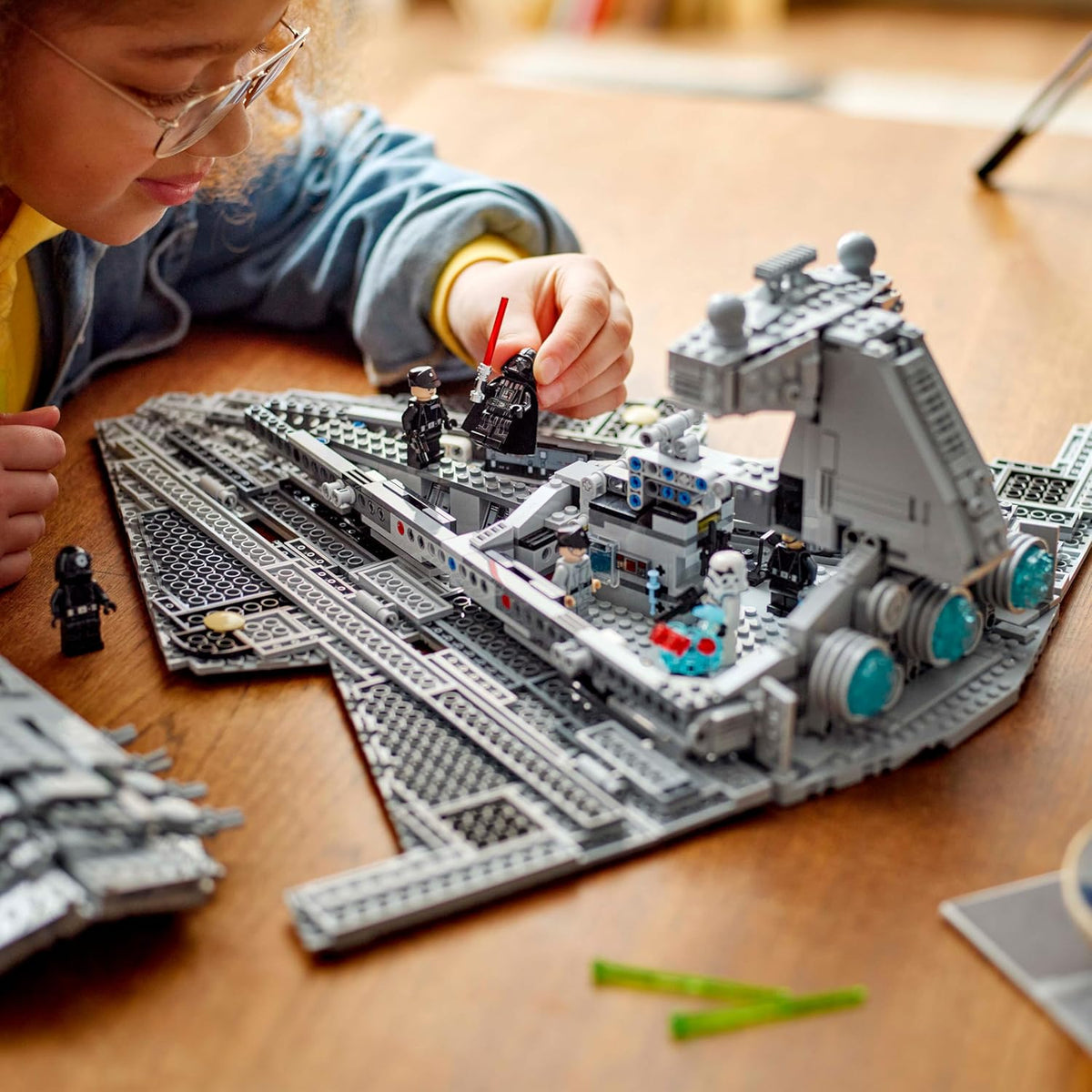 LEGO Star Wars Imperial Star Destroyer - Juego de construcción y ex...