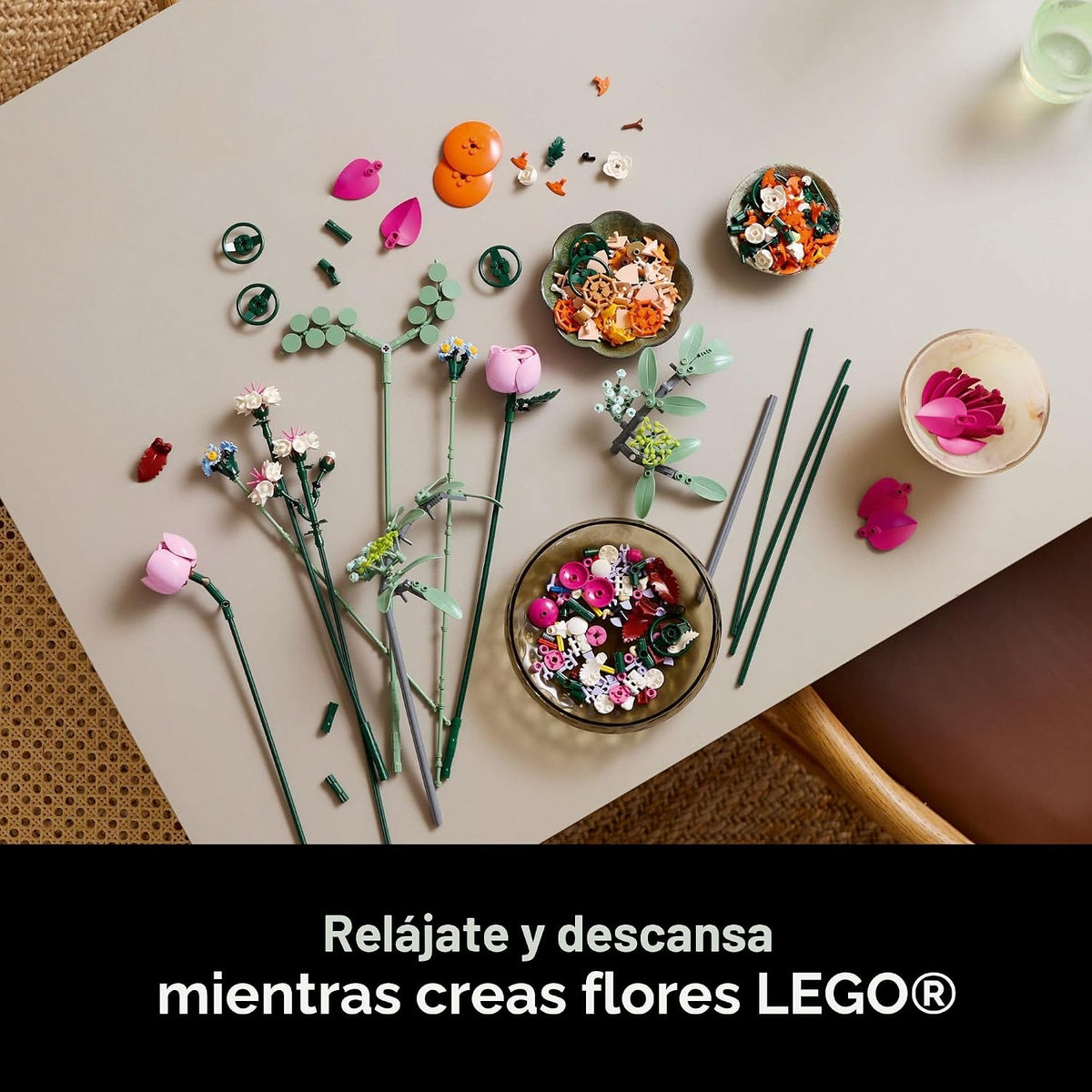 LEGO Botanicals 10342 - Juego de ramos de flores rosas para adultos...