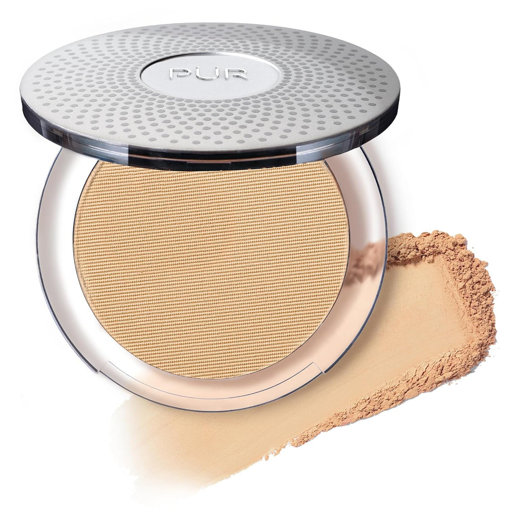 Base de maquillaje mineral prensada 4 en 1 PÜR con SPF 15