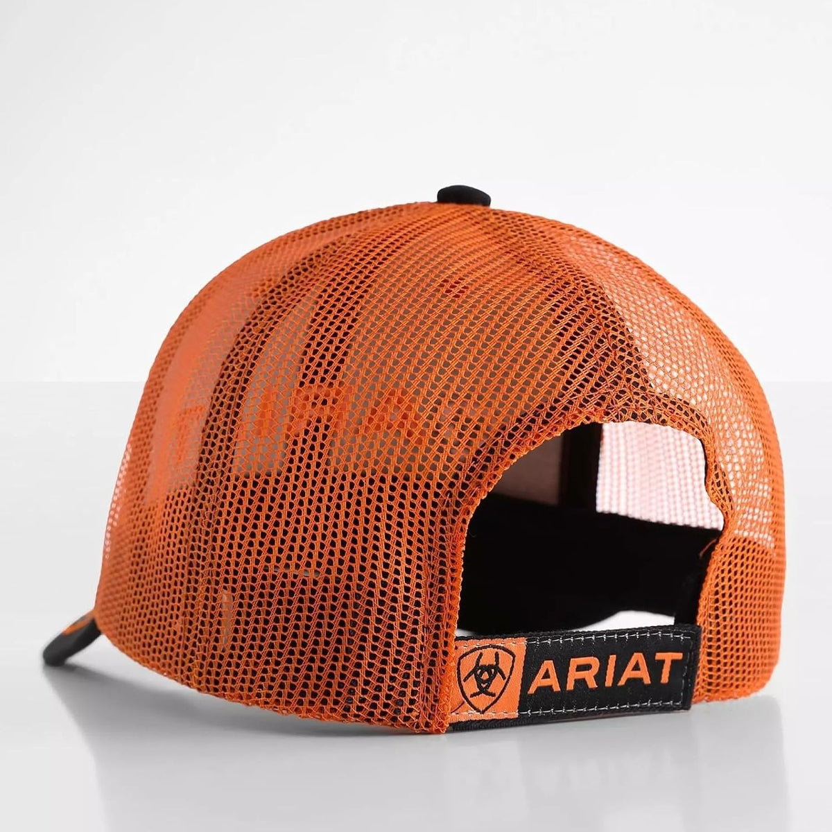 Ariat Sombrero de malla para hombres negro rojo gris